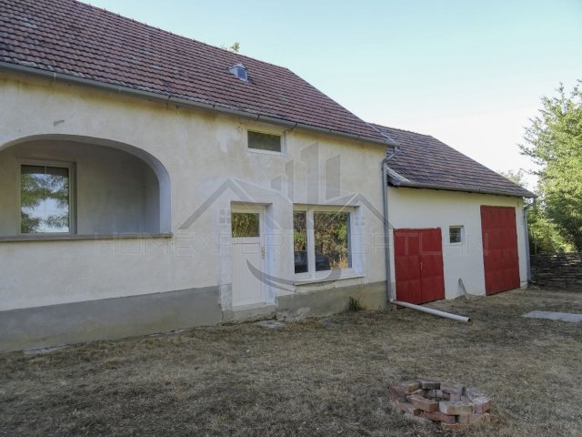 Eladó családi ház, Vanyolán 33 M Ft, 3 szobás
