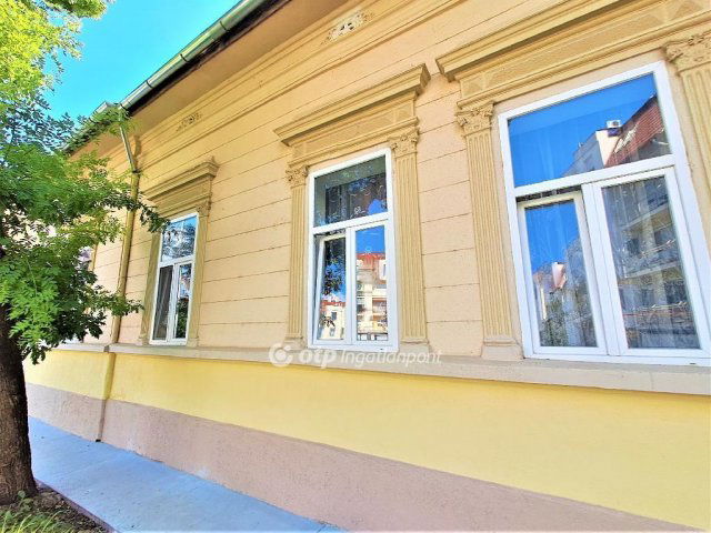 Eladó családi ház, Kecskeméten 78 M Ft, 4 szobás