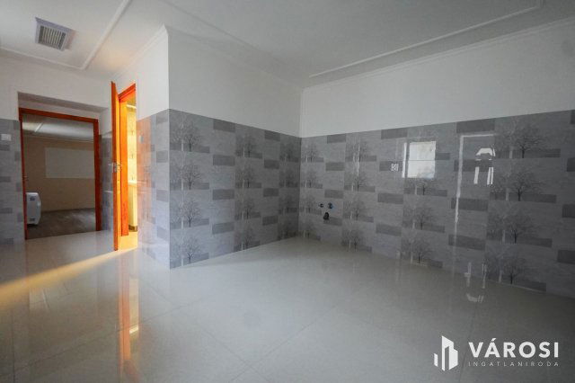 Eladó családi ház, Tóalmáson 34.5 M Ft, 2 szobás