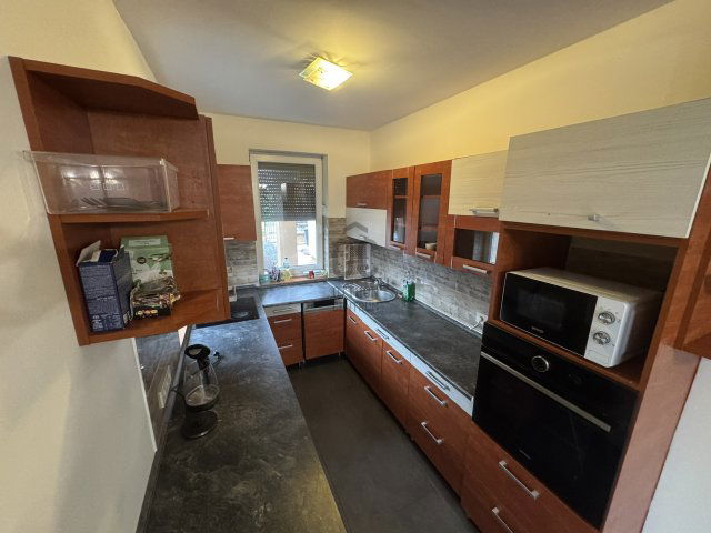 Kiadó családi ház, albérlet, Jakabszálláson 563 E Ft / hó