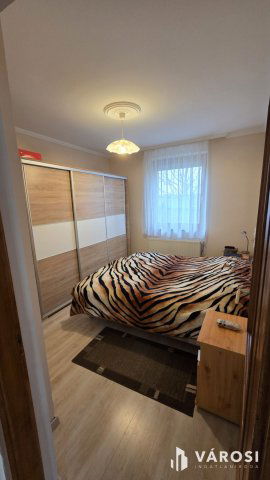 Eladó ikerház, Mikepércsen 83 M Ft, 4 szobás