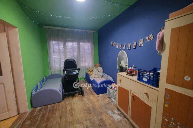 Eladó családi ház, Dömsödön 27 M Ft, 3 szobás