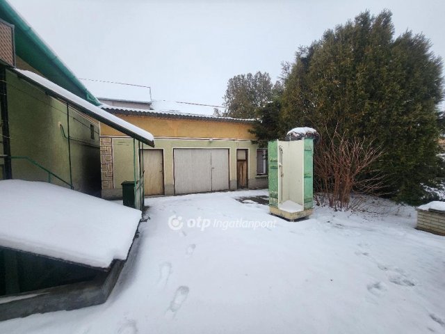 Eladó családi ház, Vecsésen 79.4 M Ft, 2 szobás