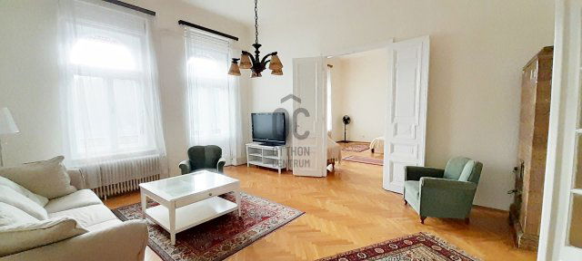 Kiadó téglalakás, albérlet, Budapesten, V. kerületben, 2 szobás