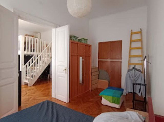 Eladó téglalakás, Budapesten, VII. kerületben, Kertész utcában