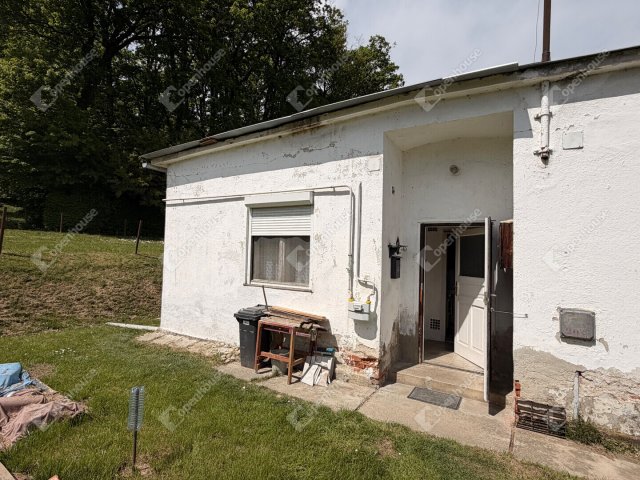 Eladó téglalakás, Lovásziban 7.9 M Ft, 1 szobás