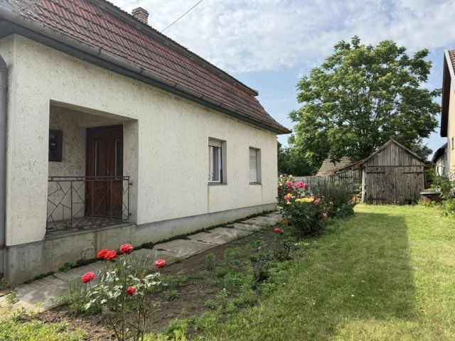 Eladó családi ház, Jászszentandráson 19.8 M Ft, 3 szobás