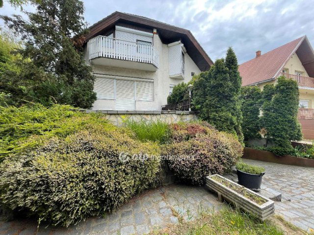 Eladó családi ház, Siófokon 220 M Ft, 5+2 szobás