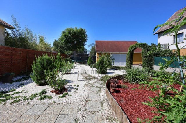 Eladó családi ház, Budapesten, XVII. kerületben 179.9 M Ft