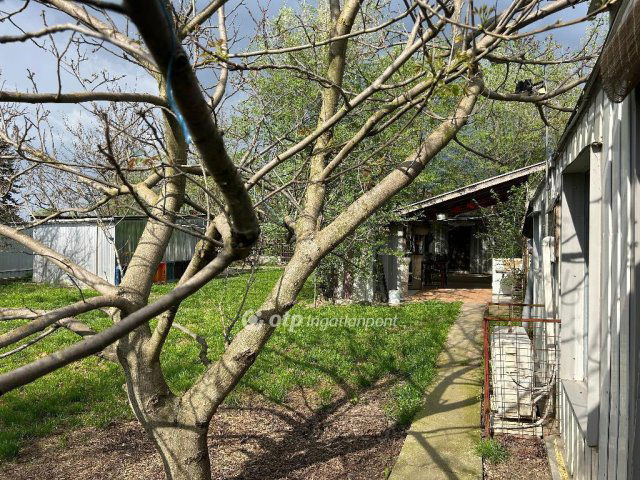 Eladó családi ház, Hajdúszoboszlón 31.7 M Ft, 4+1 szobás