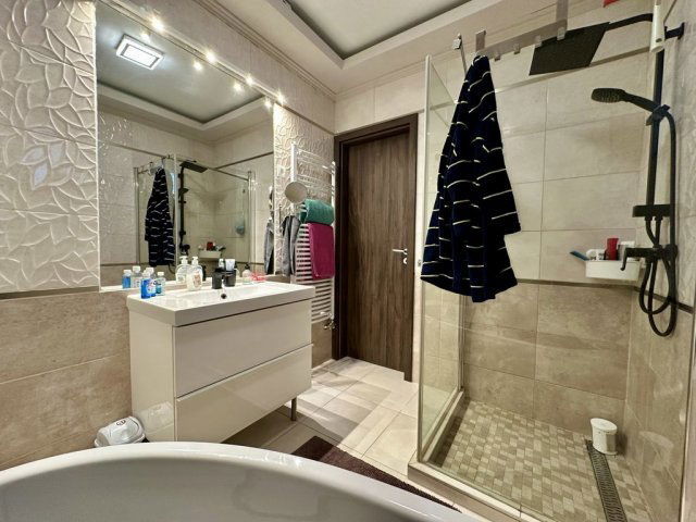 Eladó családi ház, Dunavarsányban 159.999 M Ft, 4+2 szobás