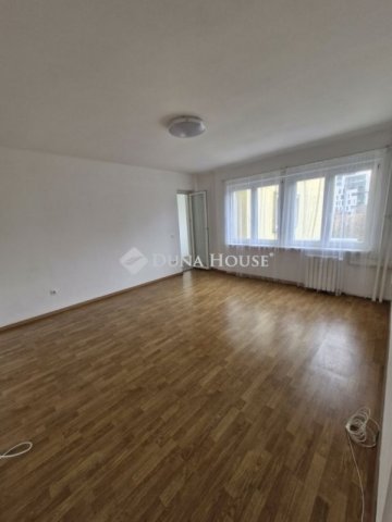 Eladó téglalakás, Budapesten, XIII. kerületben 78 M Ft, 1 szobás