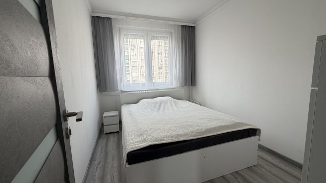 Eladó panellakás, Debrecenben 74.9 M Ft, 3 szobás