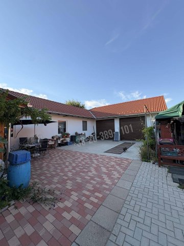 Eladó családi ház, Sződön 143.9 M Ft, 4+1 szobás