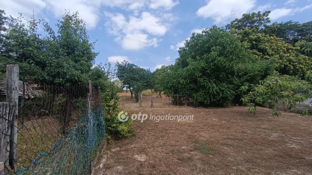 Eladó családi ház, Tengődön 20.5 M Ft, 4 szobás