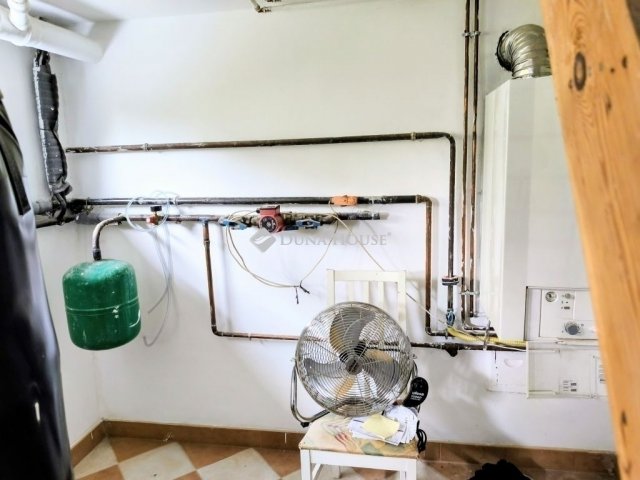 Eladó családi ház, Kerepesen 115 M Ft, 3 szobás