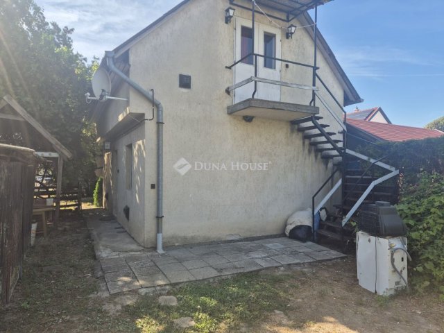 Eladó családi ház, Siófokon 39.9 M Ft, 3 szobás