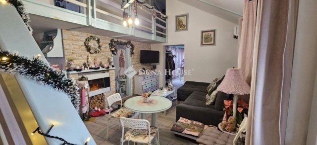 Eladó családi ház, Erdőkertesen 78.9 M Ft, 6 szobás