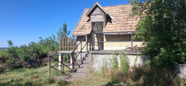 Eladó nyaraló, Balatonfőkajáron 14.9 M Ft, 2 szobás