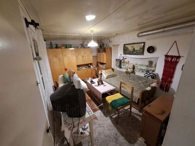 Eladó családi ház, Csörnyeföldön 7.9 M Ft, 6 szobás