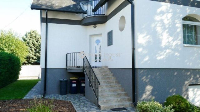 Eladó családi ház, Budapesten, XVIII. kerületben 197.9 M Ft