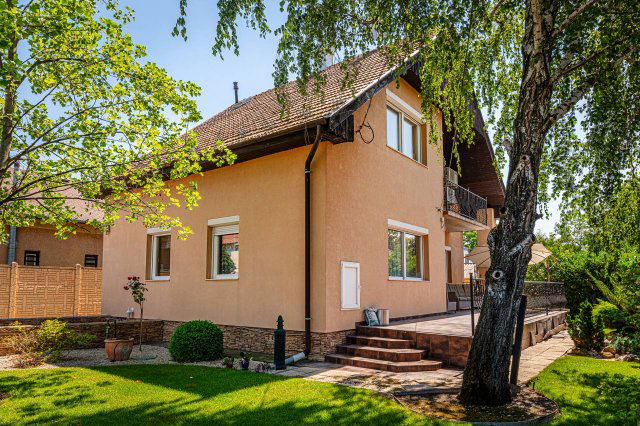 Eladó családi ház, Budapesten, XVIII. kerületben 124.99 M Ft
