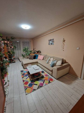Eladó téglalakás, Pécsett 39.9 M Ft, 2 szobás
