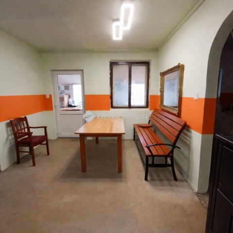 Eladó családi ház, Sándorfalván 45 M Ft, 3 szobás