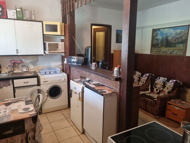 Eladó családi ház, Tatabányán 43.9 M Ft, 1+4 szobás