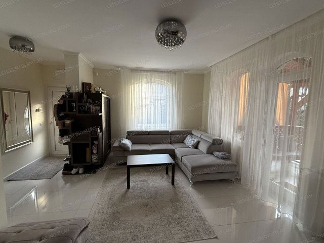 Eladó sorház, Nyíregyházán 99 M Ft, 4 szobás