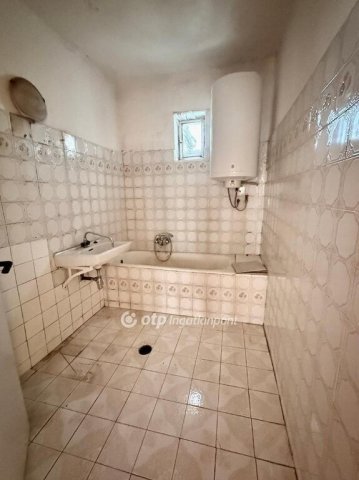 Eladó családi ház, Szerencsen 19.9 M Ft, 2+1 szobás