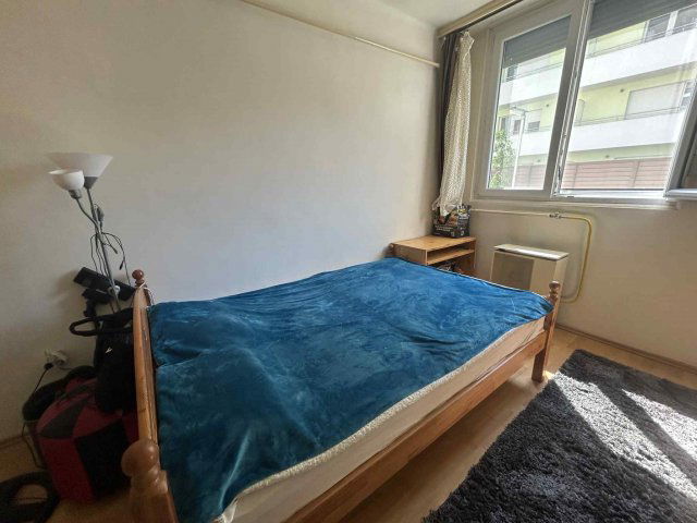 Eladó téglalakás, Kaposváron 18 M Ft, 1 szobás