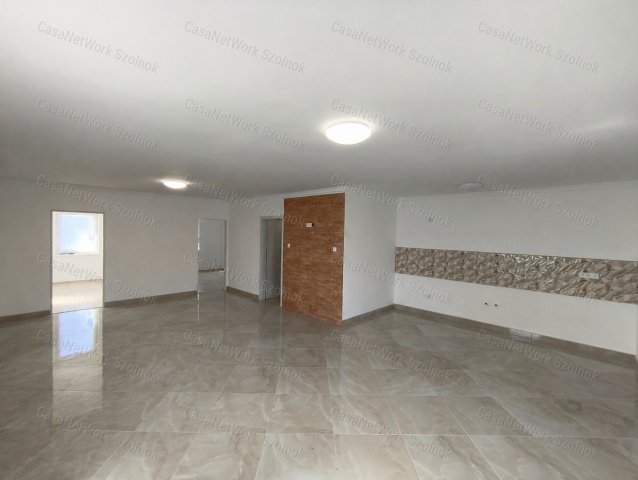Eladó családi ház, Abonyban 45.9 M Ft, 3 szobás