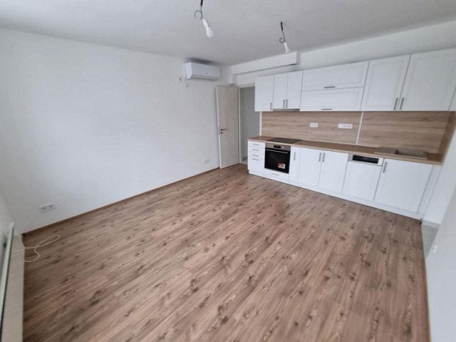 Eladó téglalakás, Besnyőn 37.9 M Ft, 2 szobás