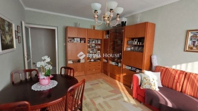 Eladó panellakás, Kecskeméten 44.9 M Ft, 3 szobás