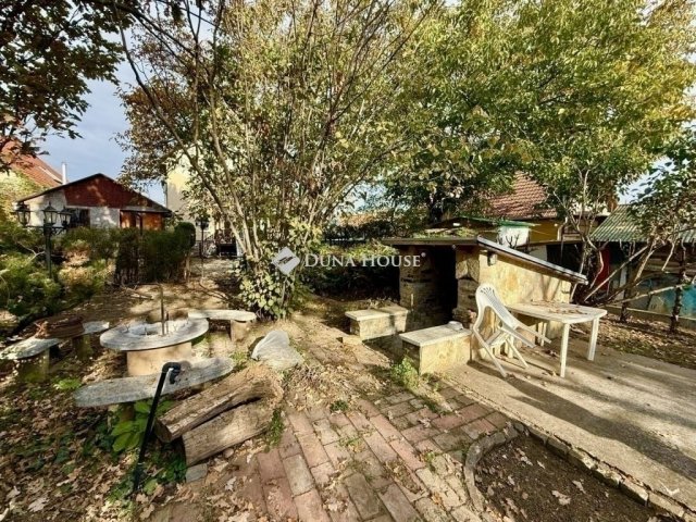 Eladó családi ház, Gyálon 194.9 M Ft, 5 szobás