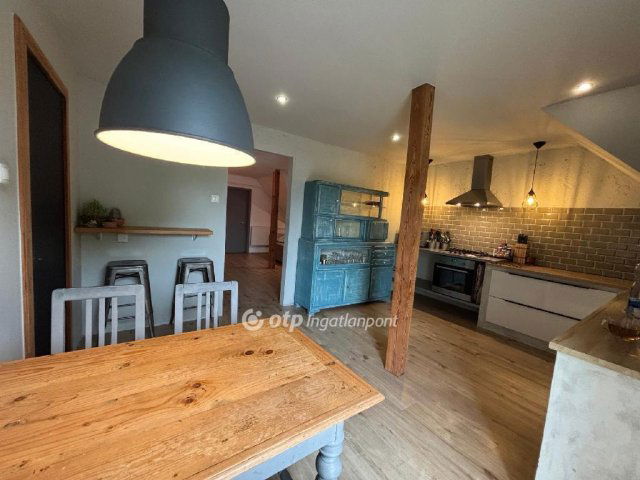 Eladó családi ház, Egerben 139 M Ft, 5+2 szobás