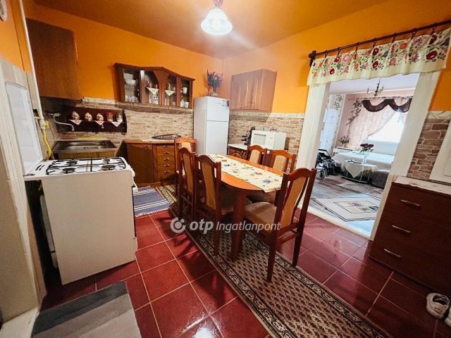 Eladó családi ház, Gávavencsellőn 14.5 M Ft, 2 szobás