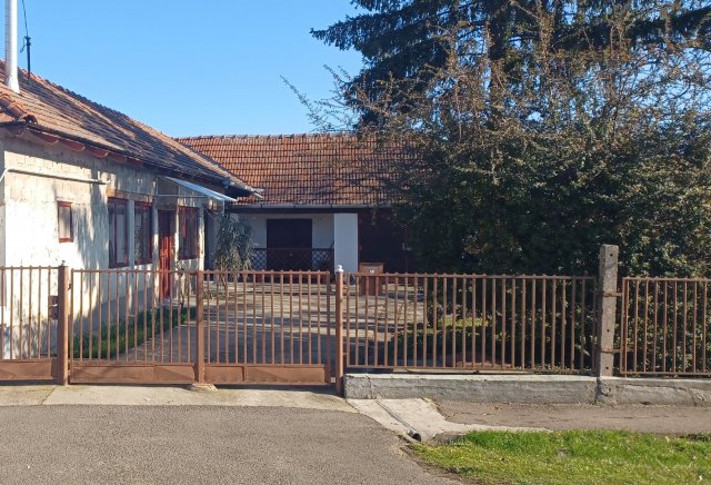 Eladó családi ház, Hevesen 21.9 M Ft, 3 szobás