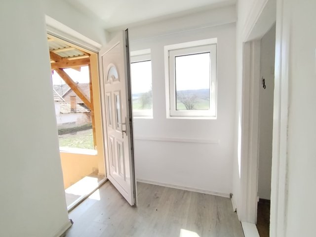 Eladó családi ház, Litkén 12.9 M Ft, 2+1 szobás