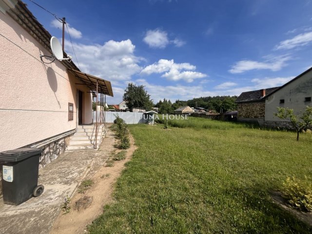 Eladó családi ház, Rédén 32.8 M Ft, 3 szobás