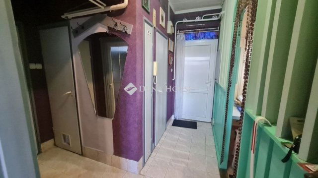 Eladó téglalakás, Zalaegerszegen 34.9 M Ft, 2 szobás