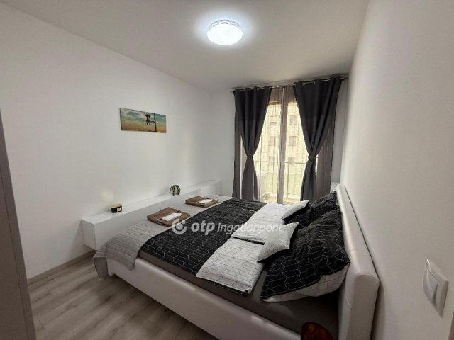 Eladó téglalakás, Budapesten, XIII. kerületben 250.5 M Ft