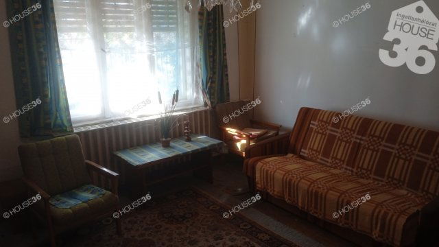 Eladó családi ház, Soltszentimrén 11 M Ft, 2 szobás