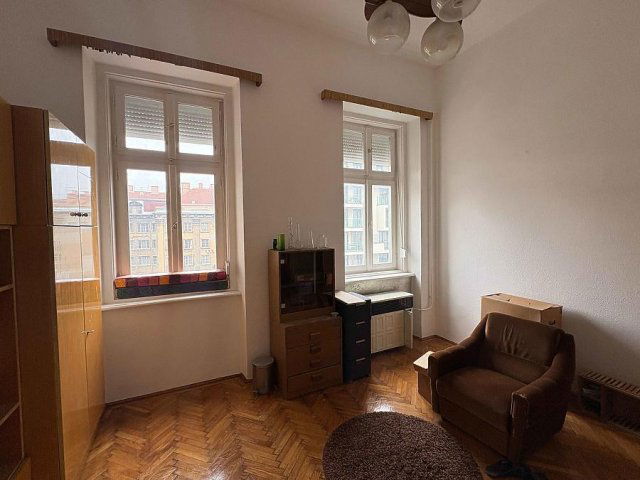 Eladó téglalakás, Budapesten, VII. kerületben, Erzsébet körúton