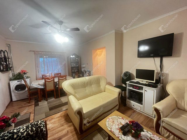 Eladó családi ház, Debrecenben 43 M Ft, 2 szobás