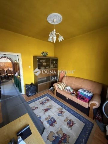 Eladó családi ház, Dabason 65 M Ft, 2 szobás