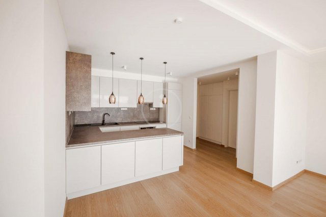 Kiadó téglalakás, albérlet, VIII. kerületben, Corvin sétányon