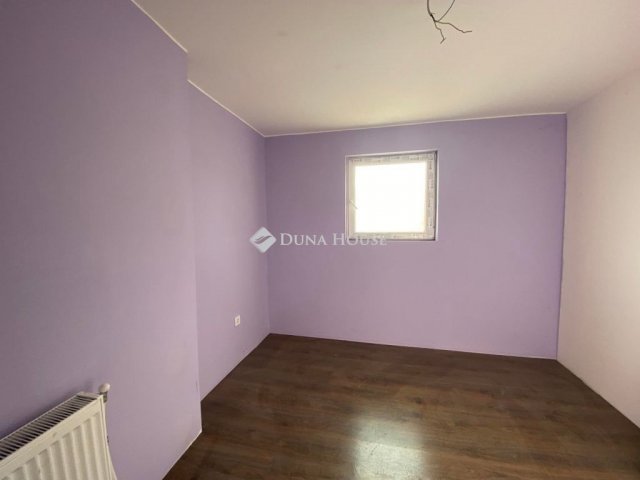 Eladó családi ház, Érden 79.9 M Ft, 5 szobás