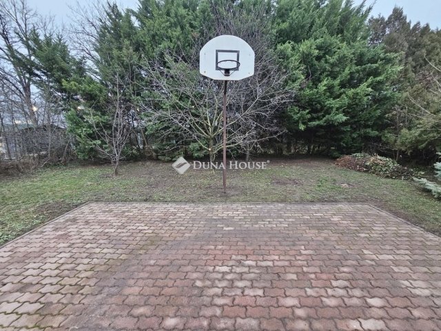 Eladó családi ház, Üllőn 109.8 M Ft, 4 szobás
